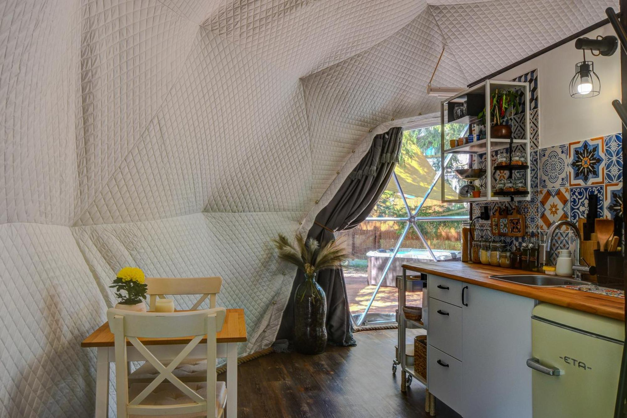 Tiche Misto Glamping Ξενοδοχείο Slapy  Εξωτερικό φωτογραφία